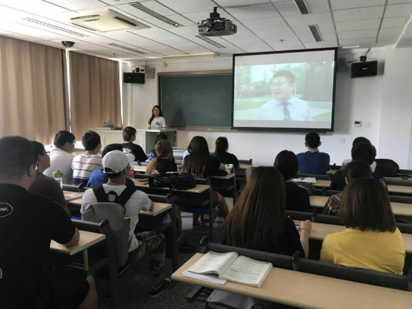 城市轨道交通与物流学院