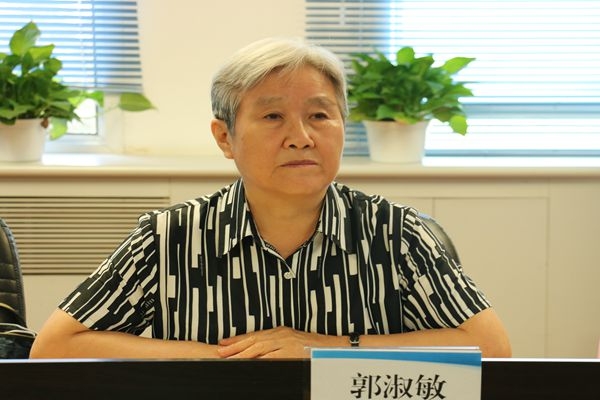 校基层党建督导专家郭淑敏